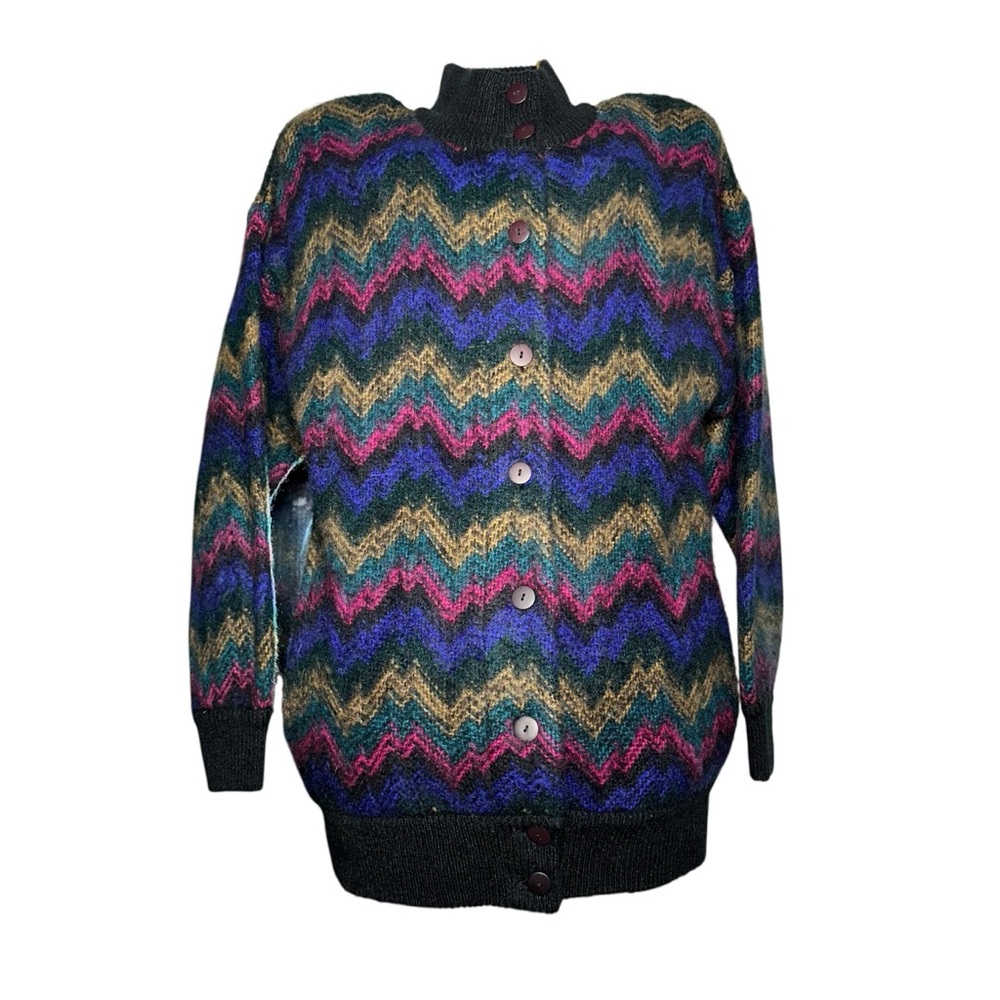 Boundary Waters Vintage Multicolor Zigzag Pattern Women's Fuzzy Sweater- Size L